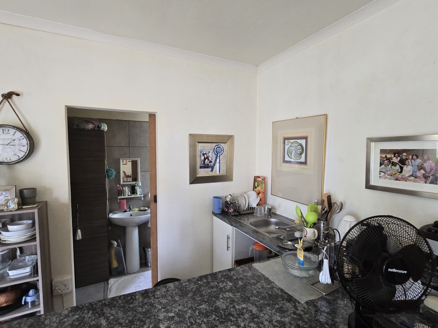 10 Bedroom Property for Sale in West Bank Eastern Cape